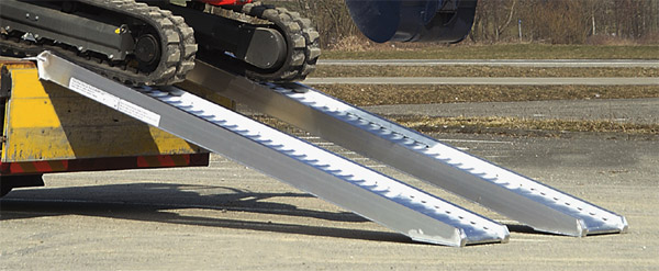 453-0168 Paar Alu-Verladeschienen, mit Rand, B 245 mm