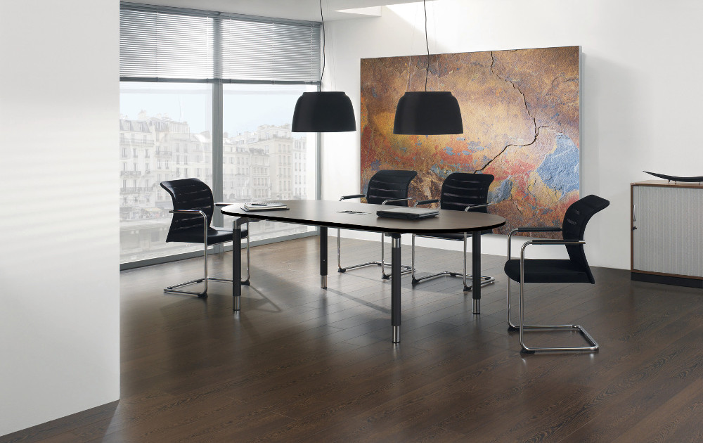 204_dataline_RQ_bespr_chromPClfr2DHwXCXm Besprechungstisch Serie dataline RQ