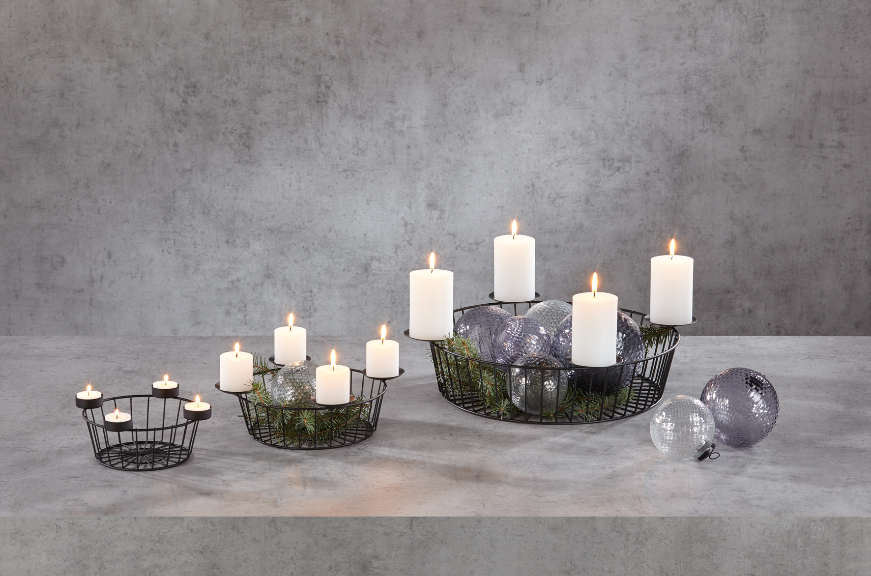 Ossa_Showfoto Kaheku Kerzenhalter Ossa schwarz