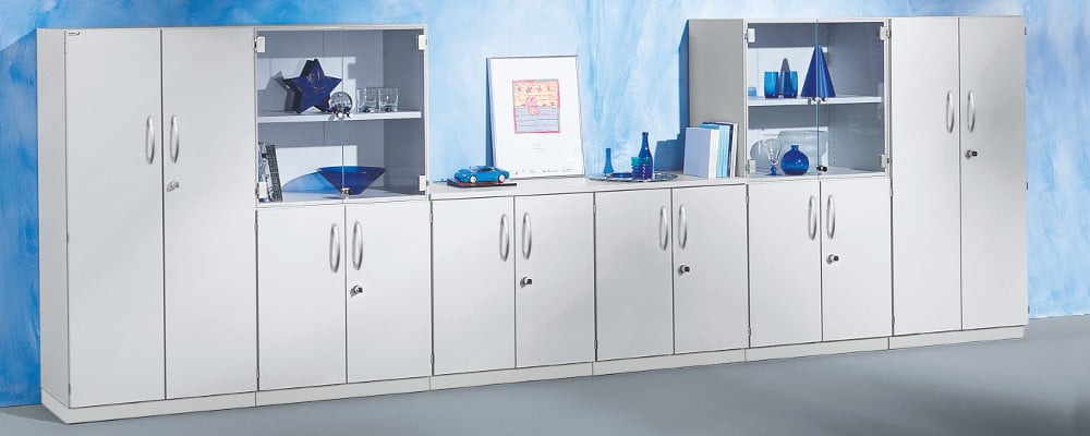 204_schraenke2584187ffb7a9b6hJIhvAytHh5W Flügeltürenschrank Serie dataline